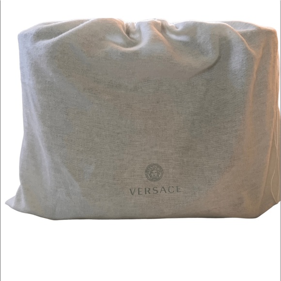 Brand New with Tags Authentic Versace Saffiano Palazzo Medusa Tote BLACK - Picture 3 of 7